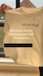 Aufgabe an die Studierenden: Bitte setzen Sie sich kreativ mit Ihrem eigenen Smartphone-Konsum auseinander. Die Leistung wird nicht bewertet. 

Und das sind die ersten Produkte der Studierenden aus dem Seminar „Smartphones und die Rolle von Schule - Lerne ich noch oder bin ich schon abhängig?“ im Sommersemester 2026 @uniosnabrueck.

#instalehrerzimmer @schulpaedagogik_osna 

Das Lied am Ende wurde von einem Studenten mit Hilfe von KI produziert.
